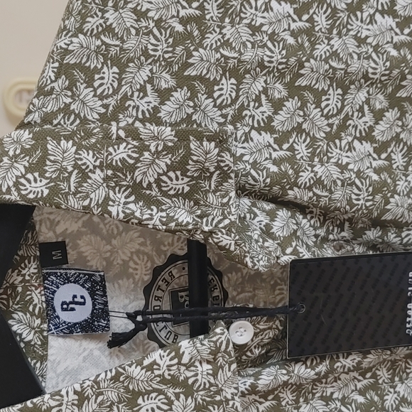 Short sleeve button down shirt - Picture 2 of 4